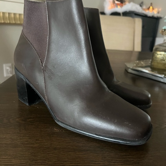 Brooke Brown Leather Ankle Boots | Timeless Footwear | Size 8.5 - Picture 2 of 2